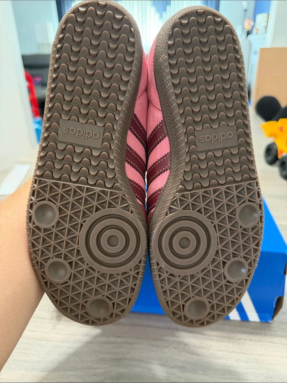 Adidas Samba Women’s Sneakers in Burgundy and Pink (Roseti/gum buttons) - Picture 6 of 7